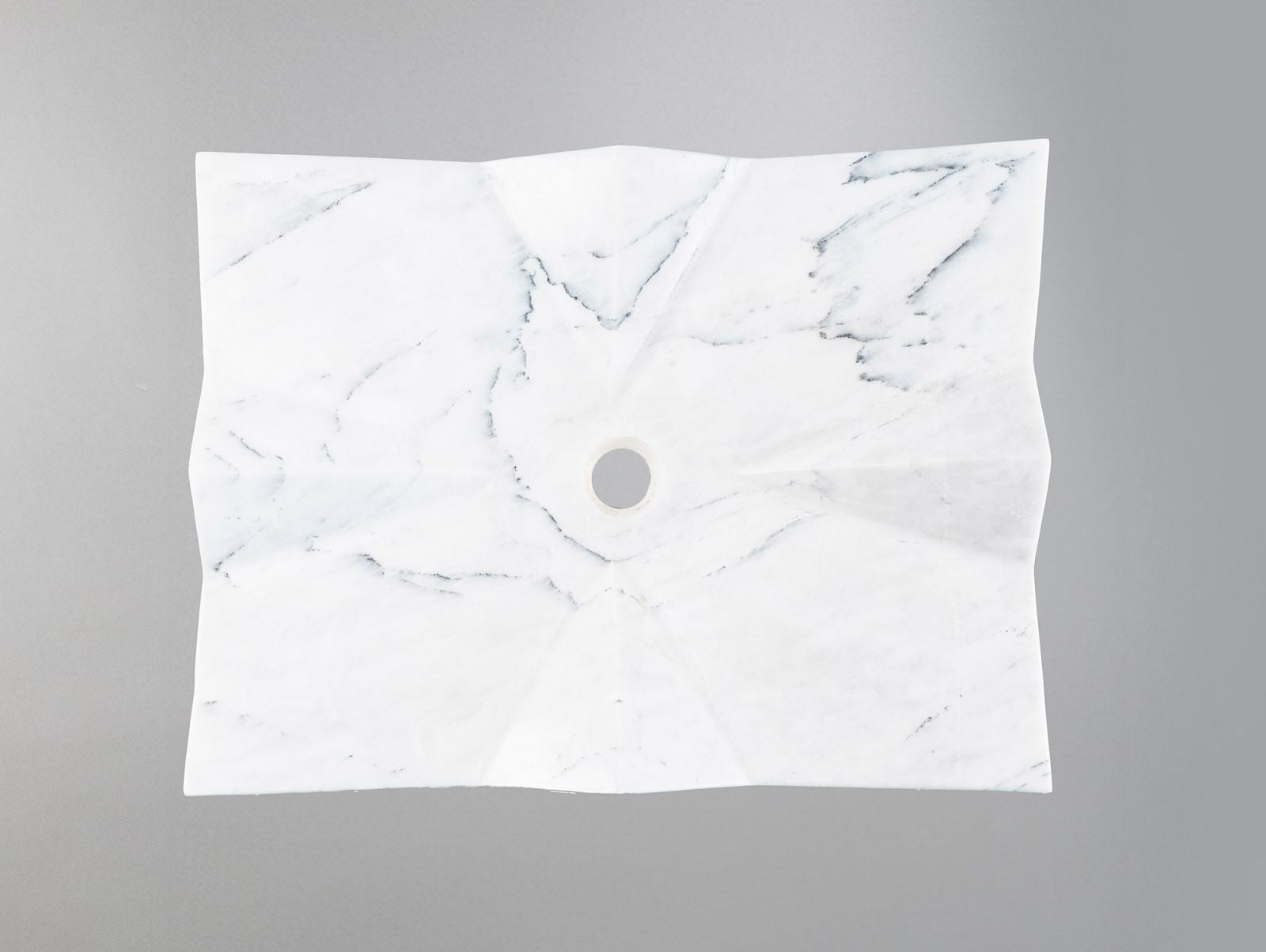 Modern Geometrik Tasarımlı Mermer Lavabo – El Yapımı Doğal Taş Tezgâh Üstü Banyo Lavabosu (L 55 × W 45 × H 14 cm)