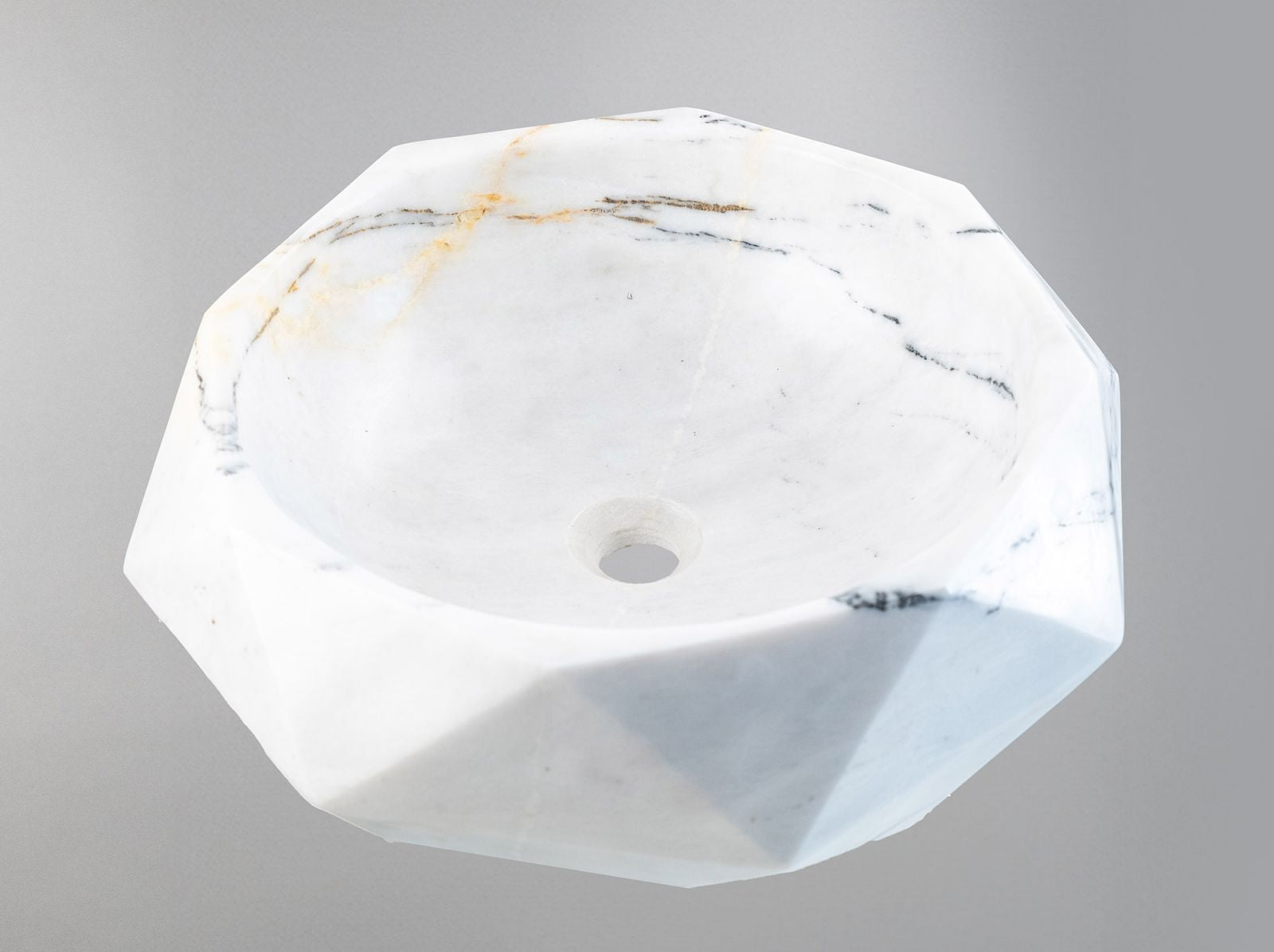 Beyaz Carrara Mermer Sekizgen Tasarım Lavabo – El Oyması Modern Mermer Banyo Lavabosu (42×42×14 cm)