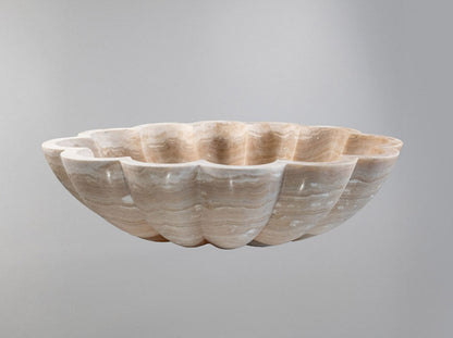 Doğal Traverten Mermer Oval Çiçek Formu Lavabo – El İşçiliği Banyo Tezgâh Üstü Lavabo (55 × 42 × 14 cm)