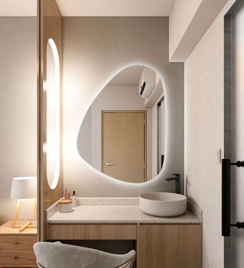 Modern LED Organik Banyo Aynası – Asimetrik Aydınlatmalı Dekoratif Duvar Aynası, Sıcak Işıklı Tasarım