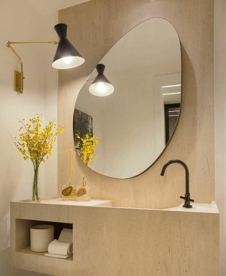 Asimetrik Ayna – Modern Organik Tasarım Banyo Aynası