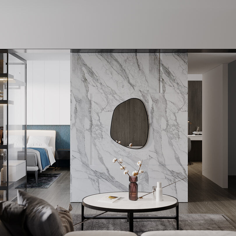 Modern Asimetrik Banyo Aynası – Çerçeveli Organik Şekilli Duvar Aynası