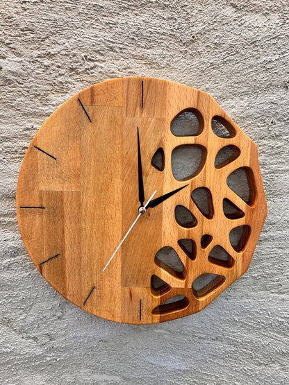 El Yapımı Ahşap Duvar Saati – Kayın Ağacı Modern Dekoratif Saat – 30x30 cm Minimalist Doğal Ahşap Saat