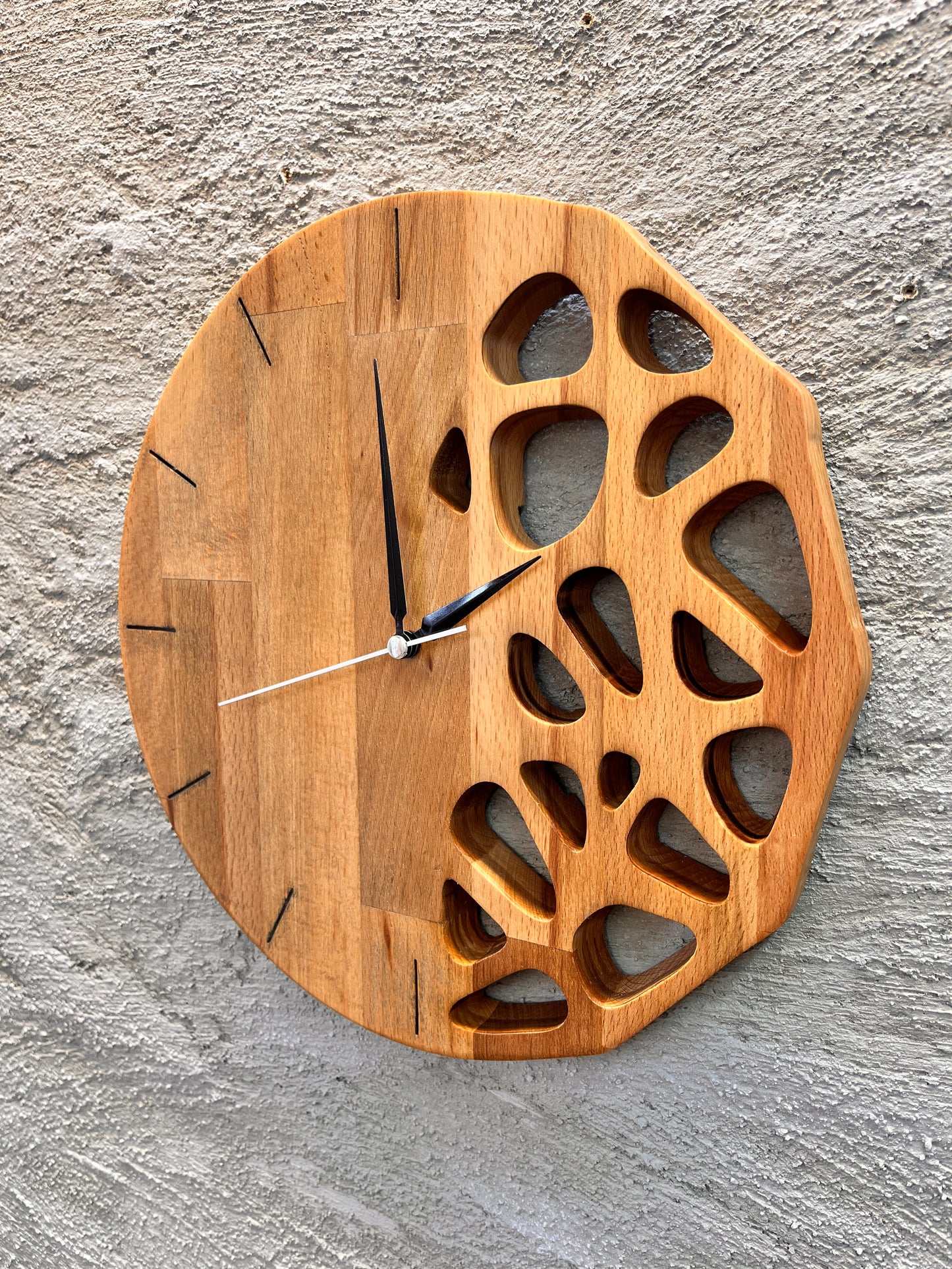 El Yapımı Ahşap Duvar Saati – Kayın Ağacı Modern Dekoratif Saat – 30x30 cm Minimalist Doğal Ahşap Saat