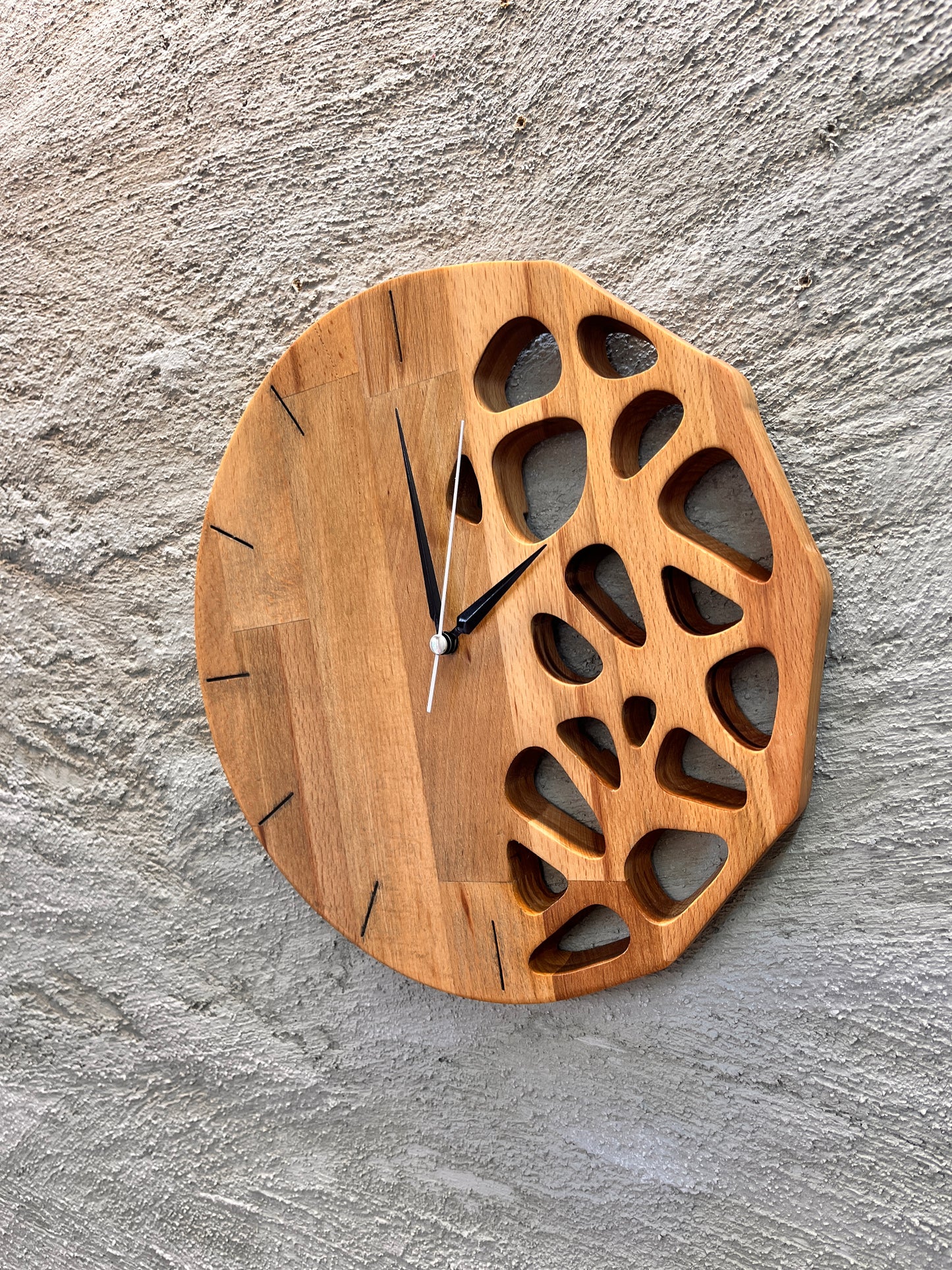 El Yapımı Ahşap Duvar Saati – Kayın Ağacı Modern Dekoratif Saat – 30x30 cm Minimalist Doğal Ahşap Saat