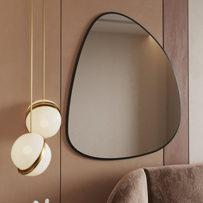 Modern Asimetrik Banyo Aynası – Çerçeveli Organik Form Dekoratif Duvar Aynası