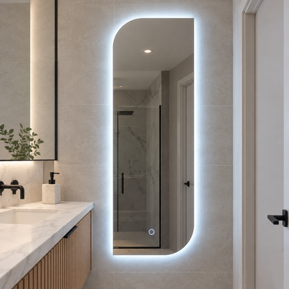 Asimetrik LED Işıklı Boy Aynası – Çerçevesiz Dekoratif Duvar Aynası