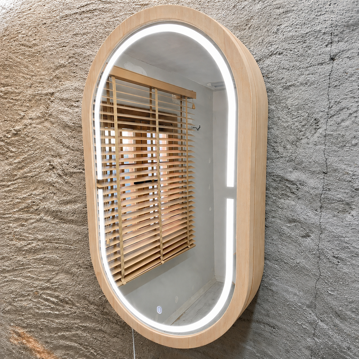 LED Işıklı Dimmable Banyo Aynası Dolaplı – Modern Duvar Tipi Oval Tasarım