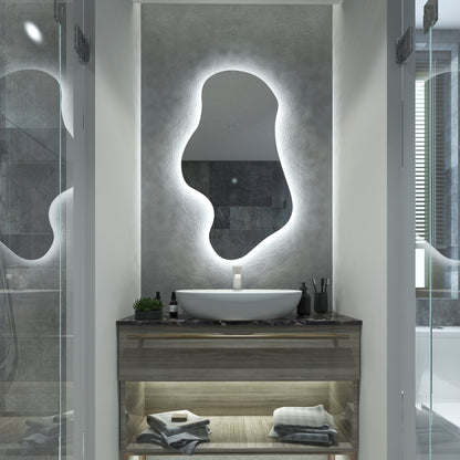 Asimetrik LED Ayna | Modern Organik Şekilli Işıklı Duvar ve Banyo Aynası – Dekoratif Tasarım