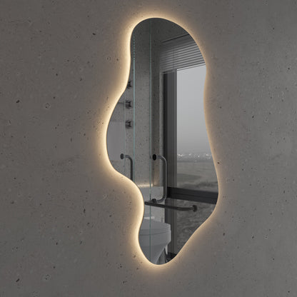 Asimetrik LED Ayna | Modern Organik Şekilli Işıklı Duvar ve Banyo Aynası – Dekoratif Tasarım