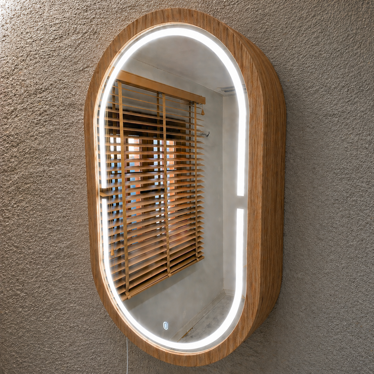 LED Işıklı Dimmable Banyo Aynası Dolaplı – Modern Duvar Tipi Oval Tasarım