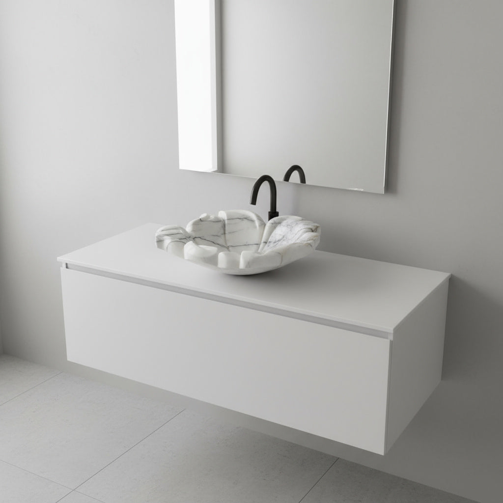 White Marble Lavabo – Doğal Panda White Mermer Tezgâh Üstü Banyo Lavabosu (L 57 × W 50 × H 14 cm)