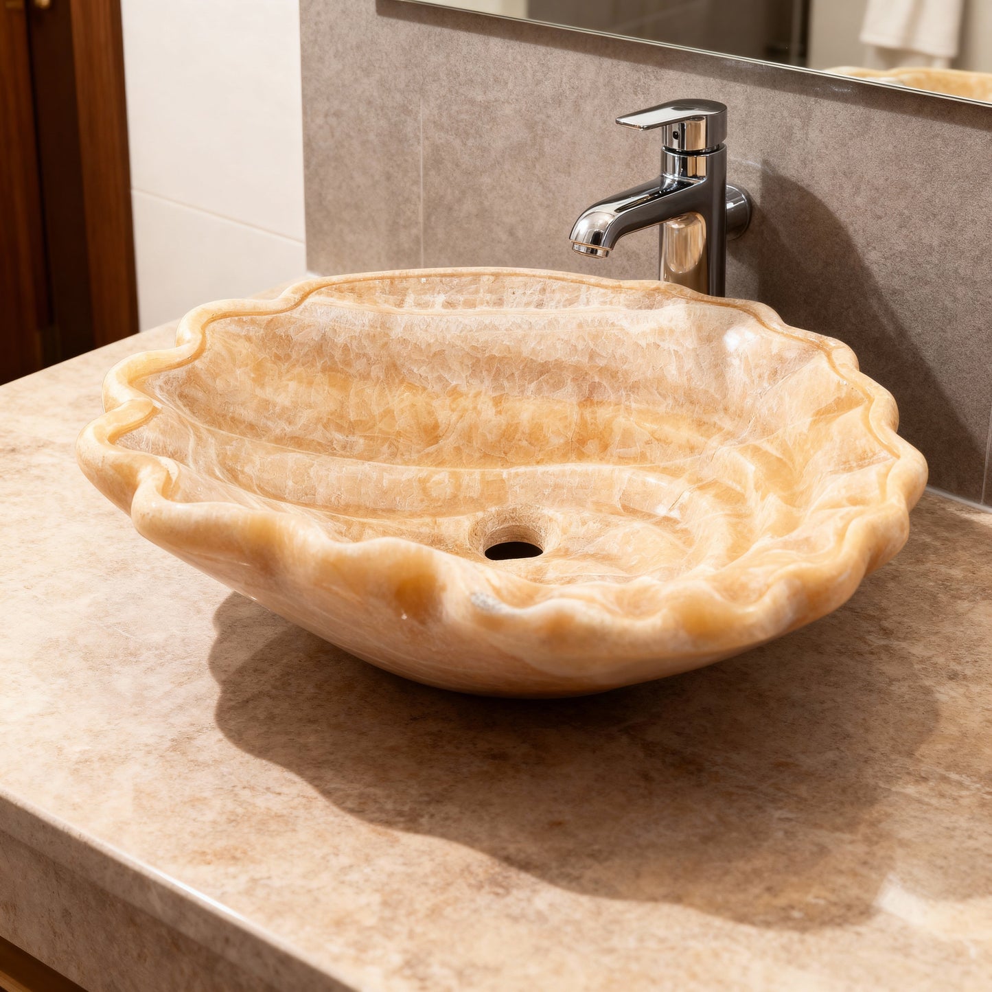 Lüks Mermer Tezgâh Üstü Lavabo – El Oyma Doğal Taş Banyo Lavabosu, Amber Oniks Küvet Lavabo