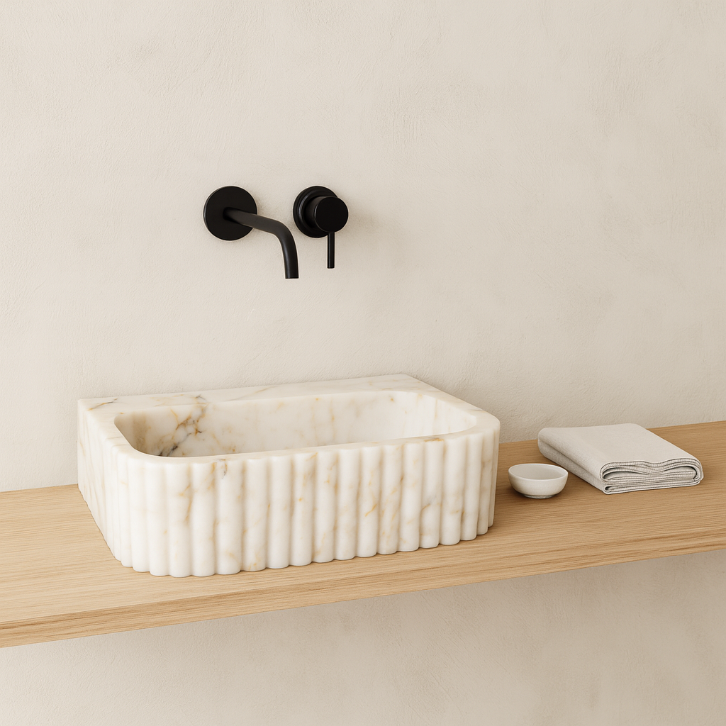 Calacatta Mermer Oyma Dikdörtgen Lavabo – Lüks Banyo Tezgâh Üstü Lavabo (51×41×14 cm)