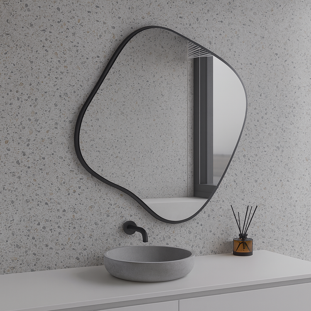 Modern Şekilli Duvar Aynası – Organik Form Dekoratif Ayna, Minimalist Çerçeveli Tasarım Ayna