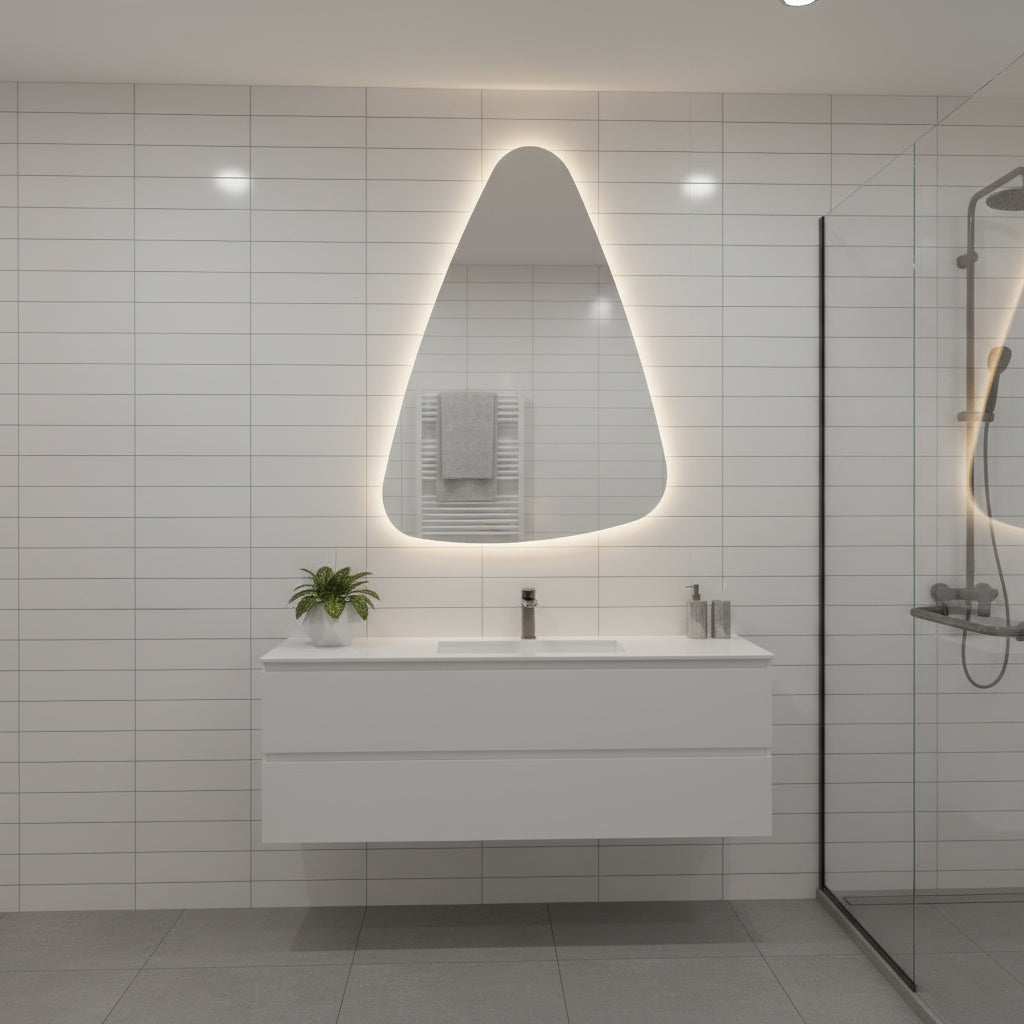 Modern Asimetrik LED Ayna – Mermer Banyo İçin Dekoratif Tasarım Duvar Aynası | Sıcak/Soğuk Işıklı Lüks Aydınlatmalı Ayna