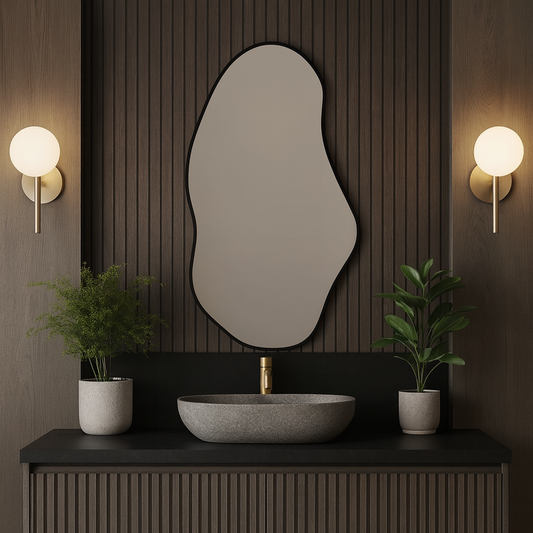 Modern Asimetrik Duvar Aynası – Organik Form Çerçeveli Dekoratif Banyo ve Salon Aynası