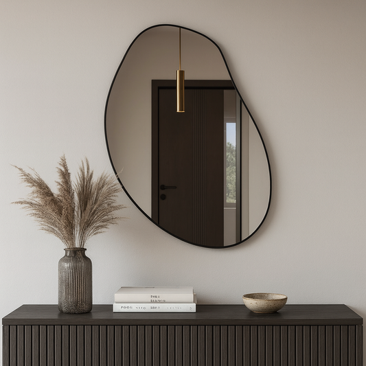 Modern Düzensiz Organik Form Duvar Aynası – Çerçeveli Dekoratif Banyo ve Salon Ayna Modeli
