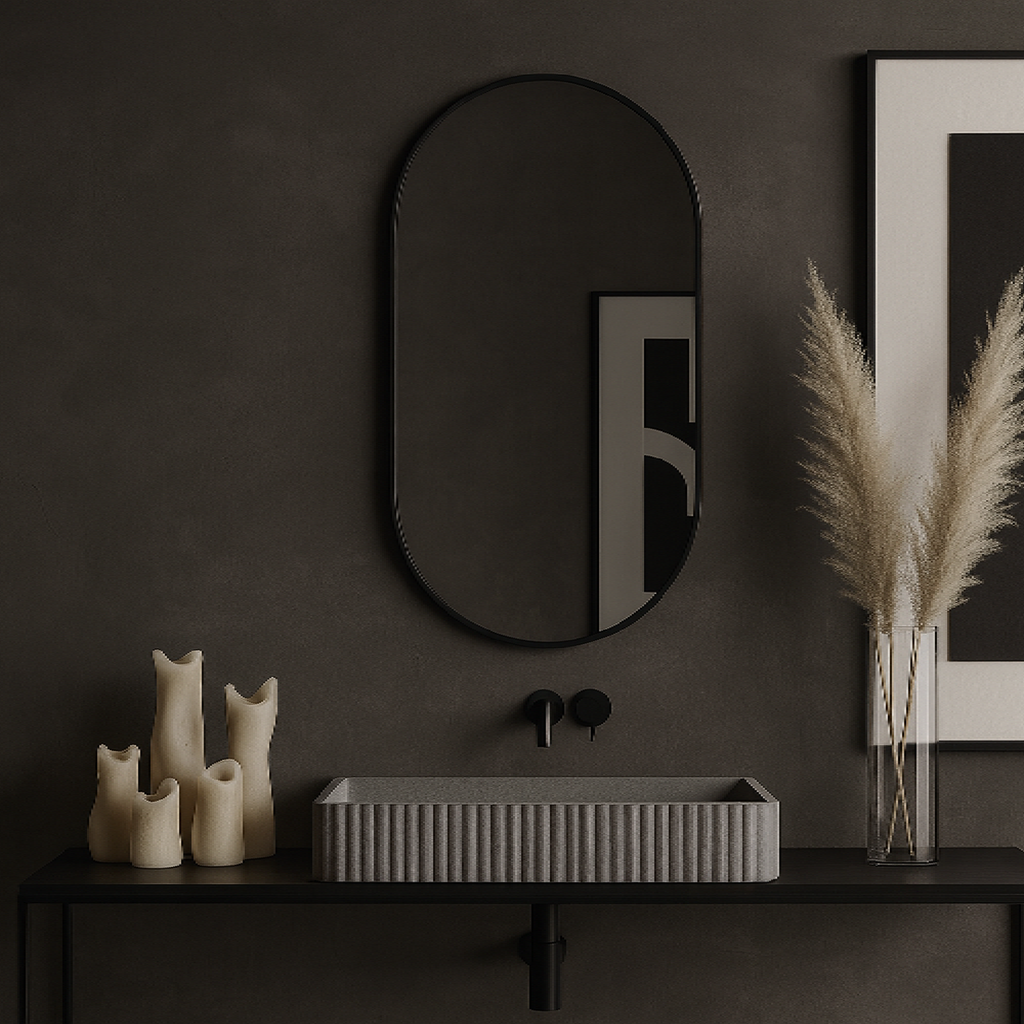 Modern Çerçeveli Oval Duvar Aynası – Dekoratif Banyo ve Salon Aynası Tasarımı