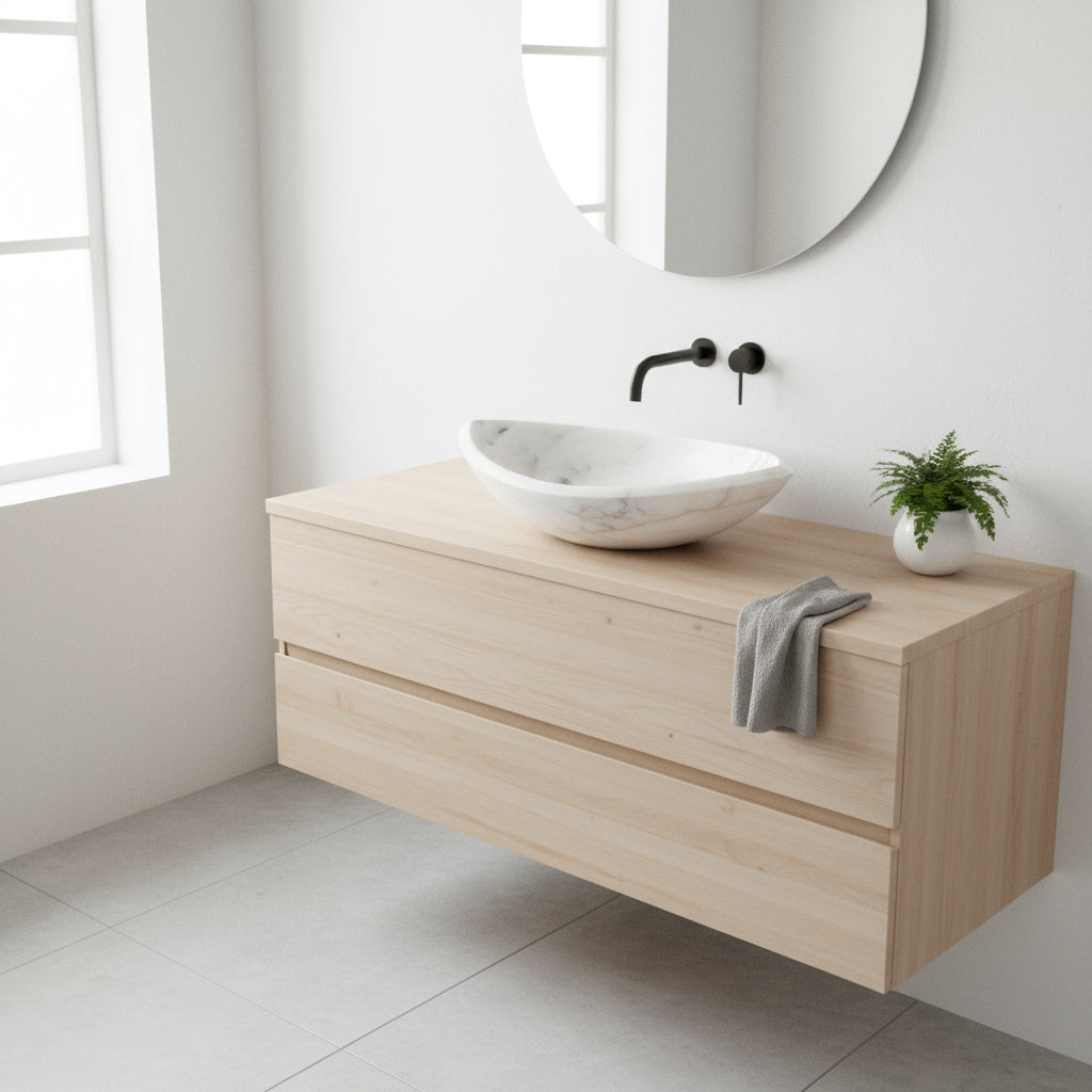 Carrara White Marble Lavabo – Doğal Carrara Beyaz Mermer Tezgâh Üstü Banyo Lavabosu (L 55 × W 45 × H 13 cm)