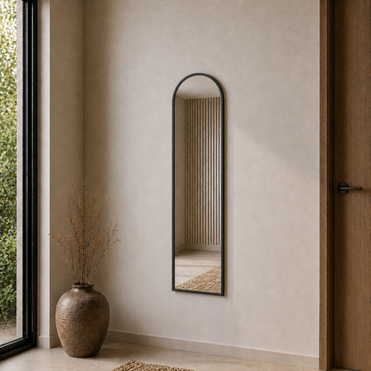 Modern Kemer Form Boy Aynası 40x120 cm – Minimalist İnce Çerçeveli Dekoratif Duvar Aynası 2026 Trend