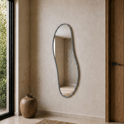 Modern Organik Form Banyo Aynası 40x120 cm – Asimetrik Minimalist Dekoratif Duvar Aynası