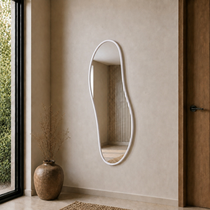 Modern Organik Form Banyo Aynası 40x120 cm – Asimetrik Minimalist Dekoratif Duvar Aynası